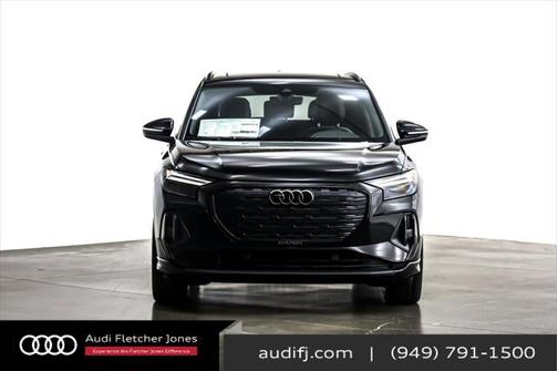 2025 Audi Q4 e-tron Premium Plus 55 quattro