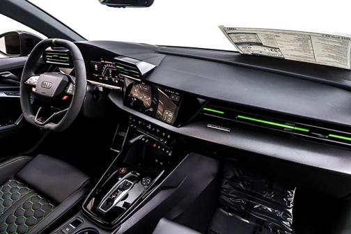 2025 Audi RS 3 2.5T (S tronic)