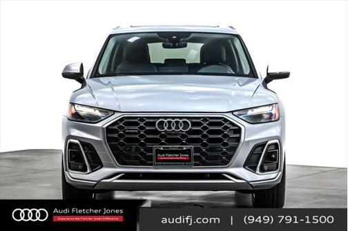 2022 Audi Q5 45 S line Premium Plus