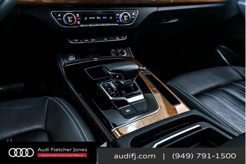 2022 Audi Q5 45 S line Premium Plus