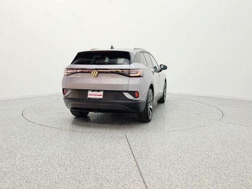 Silver Mist Metallic 2023 Volkswagen ID.4 AWD Pro S