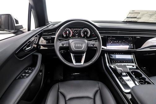 2026 Audi Q7 55 Premium Plus