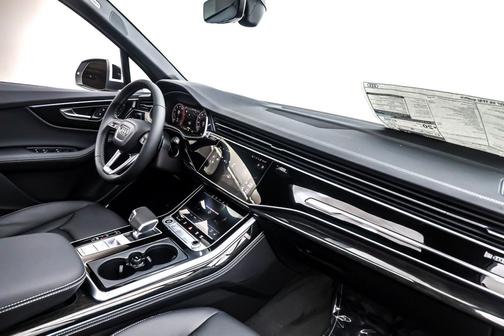 2026 Audi Q7 55 Premium Plus