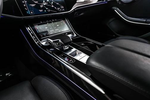 2024 Audi A8 L 55 TFSI quattro Tiptronic