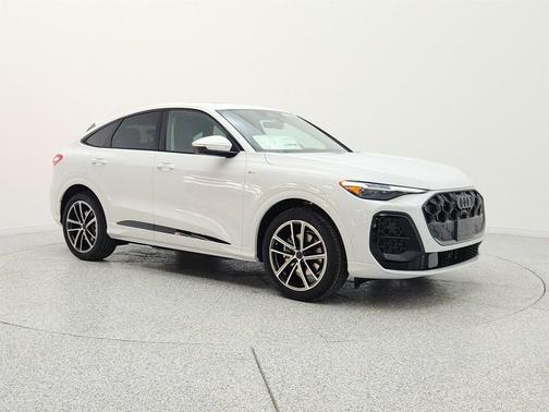 Glacier White Metallic 2026 Audi Q5 Sportback Prestige TFSI quattro S tronic