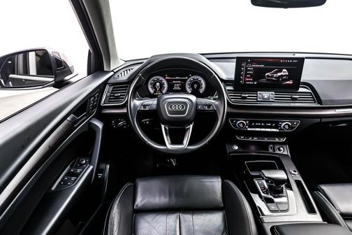 2022 Audi Q5 55 S line Premium