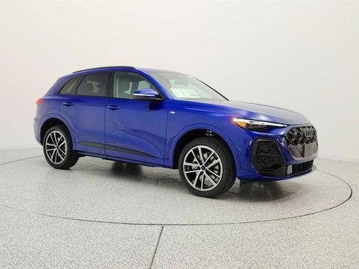Ultra Blue Metallic 2026 Audi Q5 Premium Plus TFSI quattro S tronic