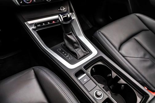 2022 Audi Q3 45 S line Premium