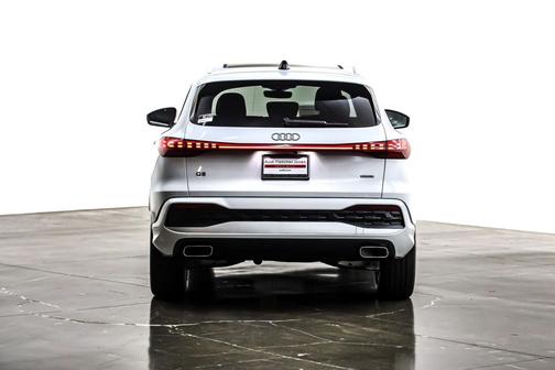 2025 Audi Q5 Premium