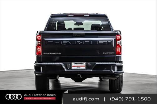 2022 Chevrolet Silverado 1500 Custom