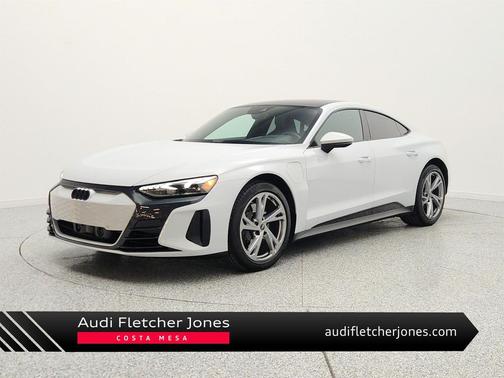 Suzuka Gray Metallic 2023 Audi e-tron GT Premium Plus quattro