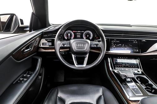 2022 Audi Q8 55 Premium Plus