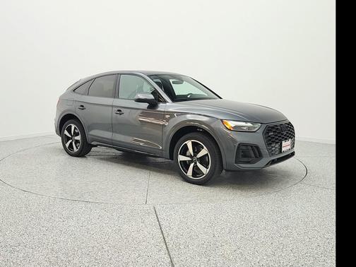 Daytona Gray Pearl Effect 2023 Audi Q5 45 S line Premium Plus