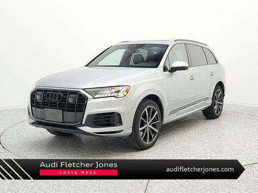 Satellite Silver Metallic 2023 Audi Q7 55 Premium Plus