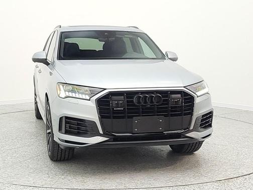 Satellite Silver Metallic 2023 Audi Q7 55 Premium Plus