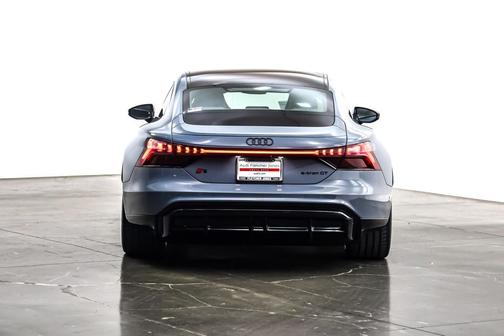 2026 Audi S e-tron GT Premium Plus quattro