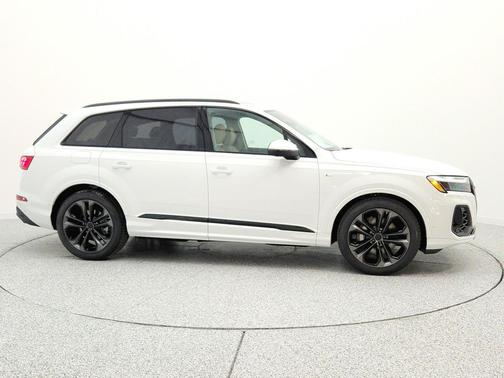 Carrara White 2026 Audi Q7 55 Premium Plus