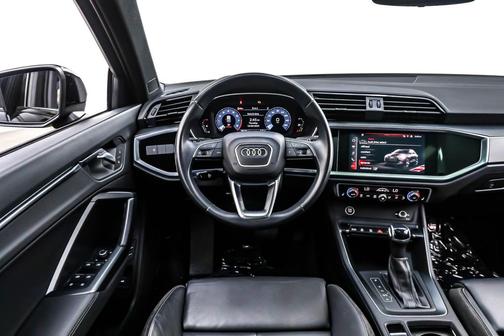 2022 Audi Q3 45 S line Premium