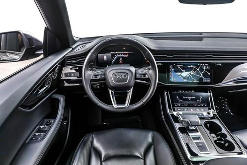 2023 Audi Q8 55 Premium Plus