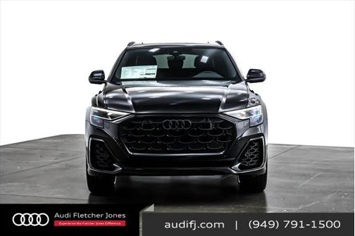2025 Audi Q8 55 Premium Plus
