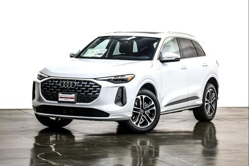 2025 Audi Q5 Premium Plus