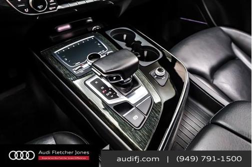 2019 Audi Q7 55 Premium Plus
