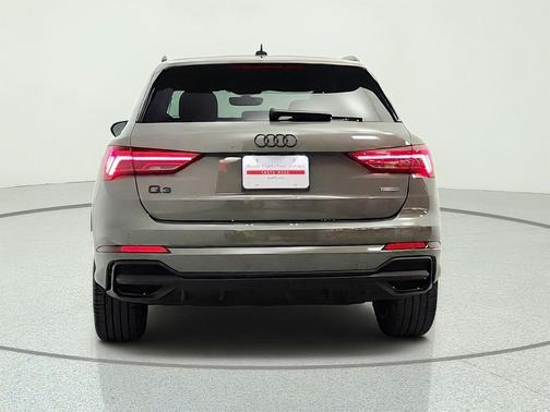 Chronos Gray Metallic 2025 Audi Q3 Premium 45 TFSI S line quattro Tiptronic