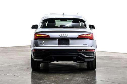 2023 Audi Q5 45 S line Premium Plus