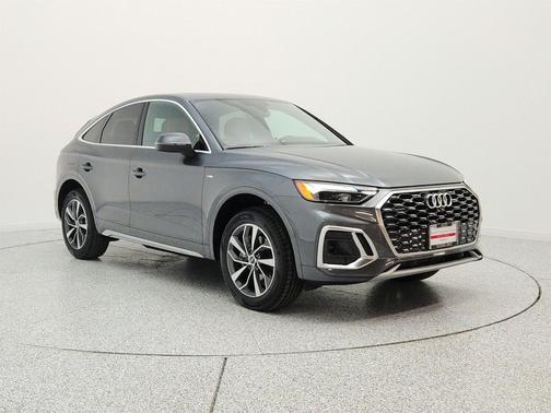 Daytona Gray Pearl Effect 2023 Audi Q5 45 S line Premium Plus