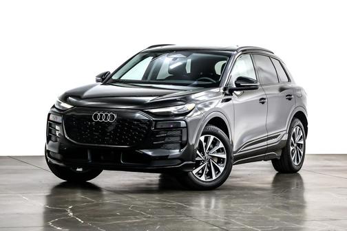 2025 Audi Q6 e-tron Premium quattro