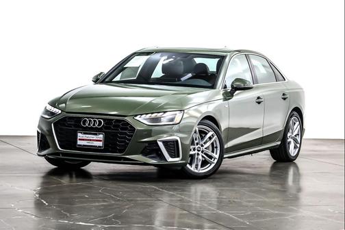 2023 Audi A4 45 S line Premium
