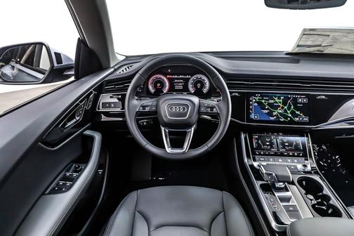 2025 Audi Q8 55 Premium Plus