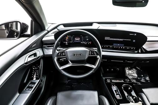 2025 Audi Q6 e-tron Premium Plus quattro