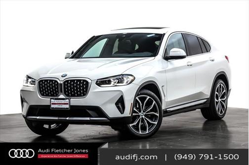 2023 BMW X4 xDrive30i