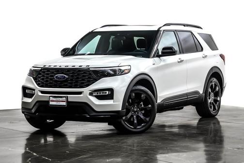 2024 Ford Explorer ST-Line
