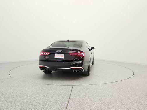 Mythos Black Metallic 2022 Audi S5 Premium TFSI quattro Tiptronic