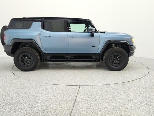 Neptune Blue Matte 2024 GMC HUMMER EV SUV 3X