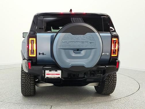 Neptune Blue Matte 2024 GMC HUMMER EV SUV 3X