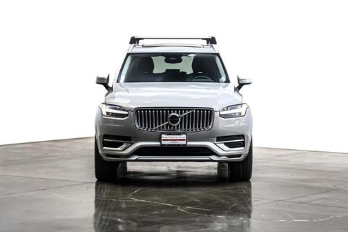 2023 Volvo XC90 Recharge Plug-In Hybrid T8 Core Bright Theme