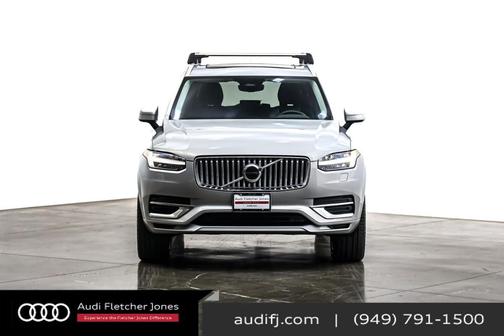 2023 Volvo XC90 Recharge Plug-In Hybrid T8 Core Bright Theme