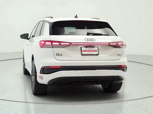 Glacier White Metallic 2023 Audi Q4 e-tron Premium Plus 50 quattro