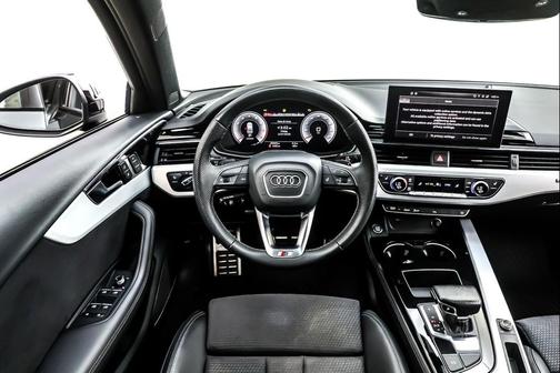 2023 Audi A4 45 S line Premium Plus