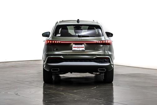 2025 Audi Q5 Premium Plus TFSI quattro S tronic