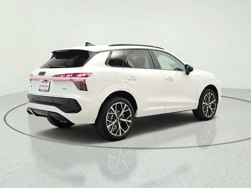 Arkona White 2026 Audi Q3 TFSI quattro S tronic
