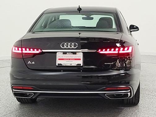Mythos Black Metallic 2023 Audi A4 40 Premium