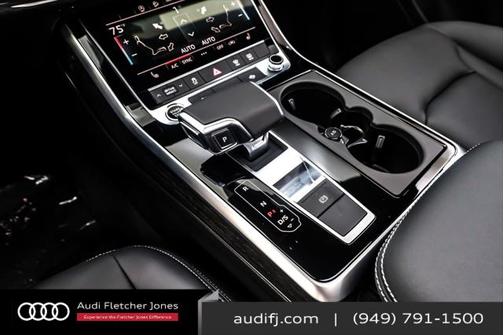 2025 Audi Q8 55 Premium