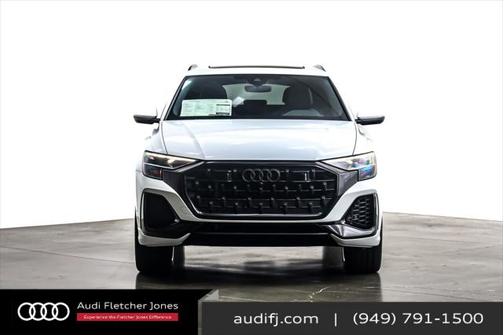 2025 Audi Q8 55 Premium