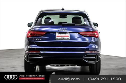 2022 Audi Q3 45 S line Premium