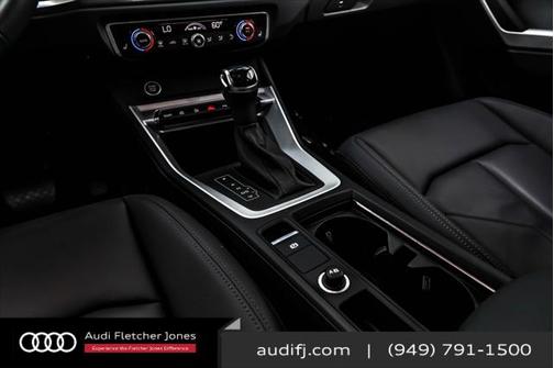 2022 Audi Q3 45 S line Premium
