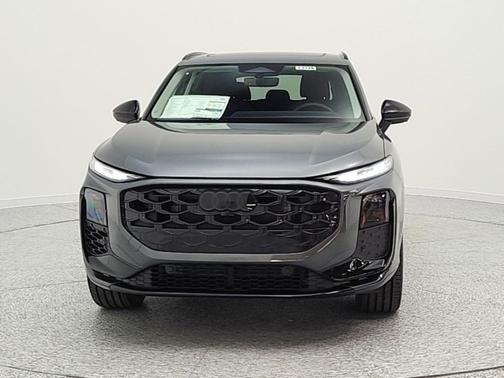 Daytona Gray Pearl Effect 2026 Audi Q3 TFSI quattro S tronic